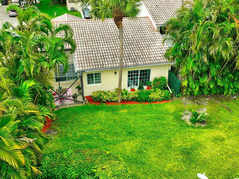 6105 Via Laguna Ln — Photo 59