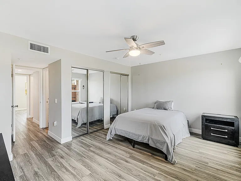 6441 Kanan Dume Rd — Photo 11