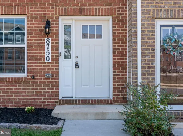 8750 Mimosa Ave, Clinton, MD 20735