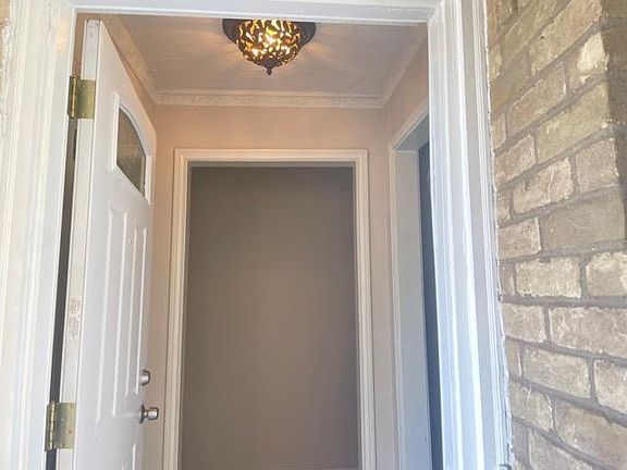 4th image of 9936 Brockbank Dr #9936