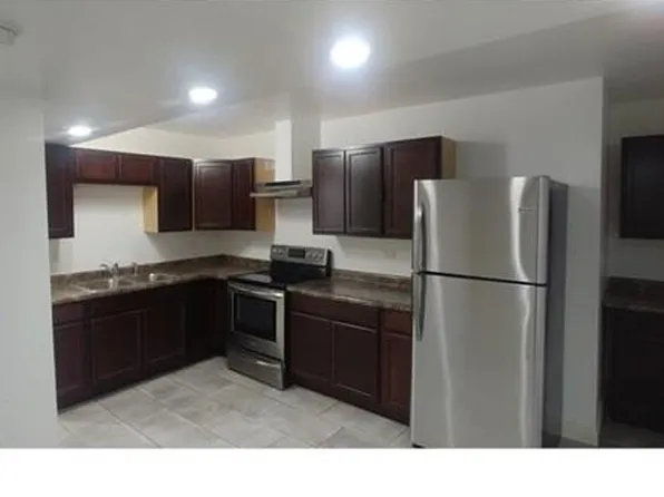 3900 W Jackson Blvd, Chicago, IL