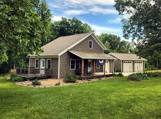 405 Sunnyslope Dr, Varna, IL 61375