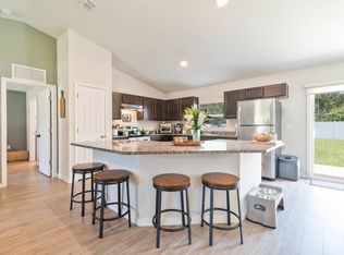 3 Radial Pl, Palm Coast, FL 32164