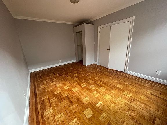 5th image of 1710 Walton Ave #55D