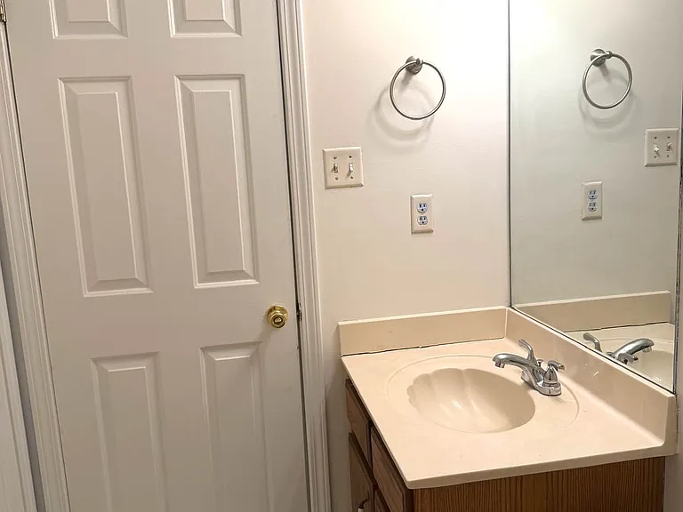 4450 Cedar Creek Cv — Photo 14