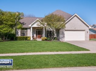 401 Oakwood St, Yorkville, IL 60560