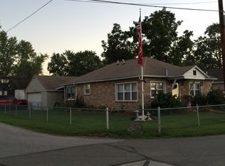 92 6th Ave, Buckeye Lake, OH 43008