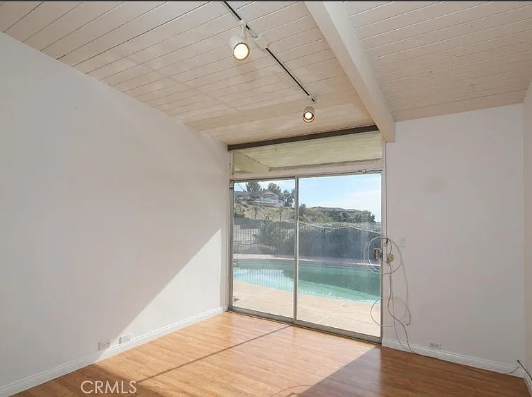 1300 Paseo Redondo — Photo 9