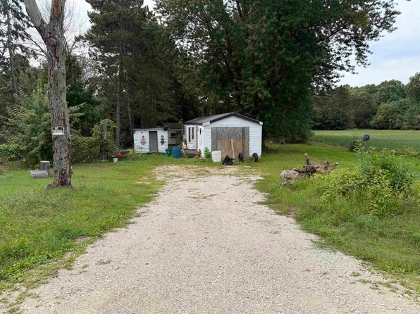 N8007 County Road D, Neshkoro, WI 54960