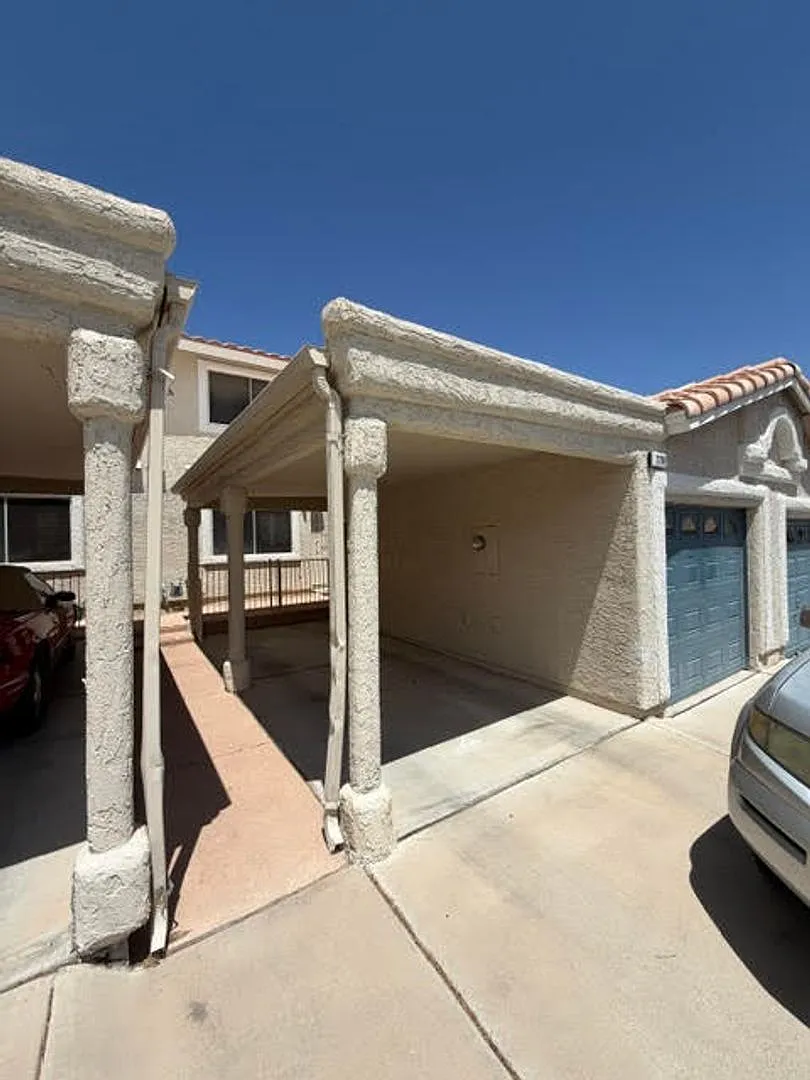 3 Bed home in Spinnaker Bay — Photo 1