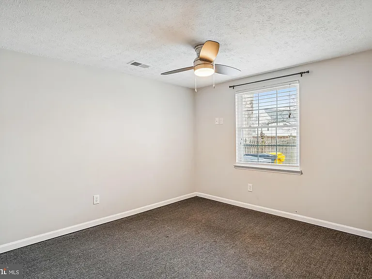 3512 Old Crown Dr — Photo 16