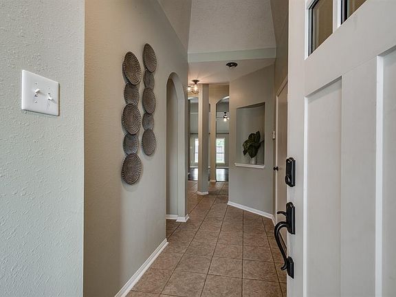 2nd image of 14626 Palos Park Dr