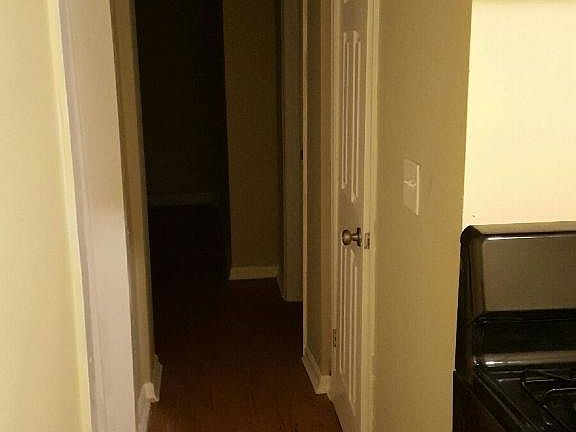 4th image of 89 Columbia Ave APT 1B