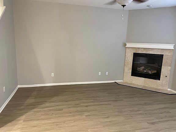 5th image of 1419 Essex St #2