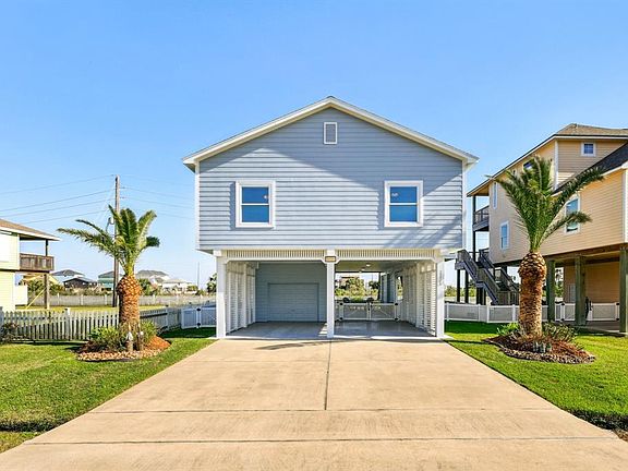 3rd image of 22401 Vista Del Mar