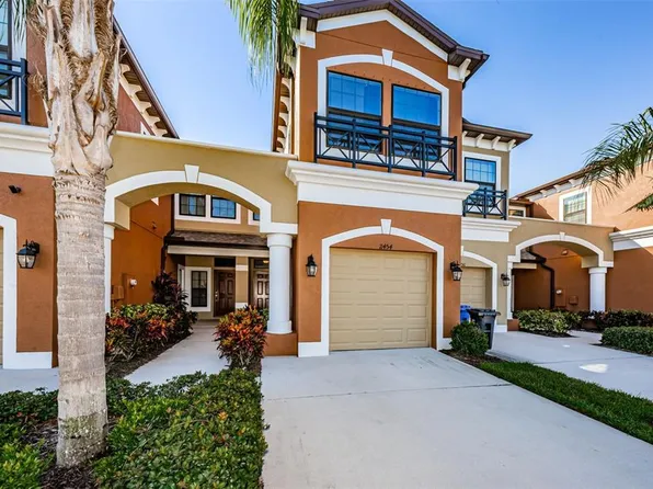 11454 Crowned Sparrow Ln, Tampa, FL 33626