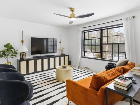 417 Deer Field Ln, Montague Twp., NJ 07827