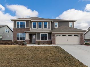 15698 Whelchel Dr, Fishers, IN 46037