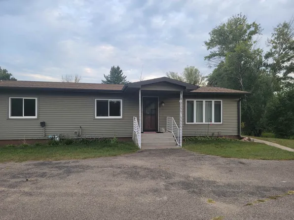 735 S Cambridge St, Wautoma, WI 54982
