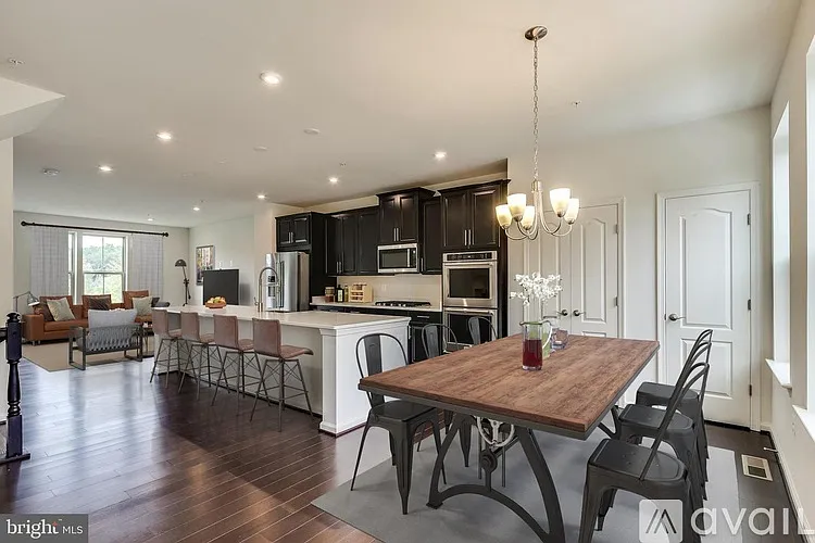 2950 Timberneck Way — Photo 11
