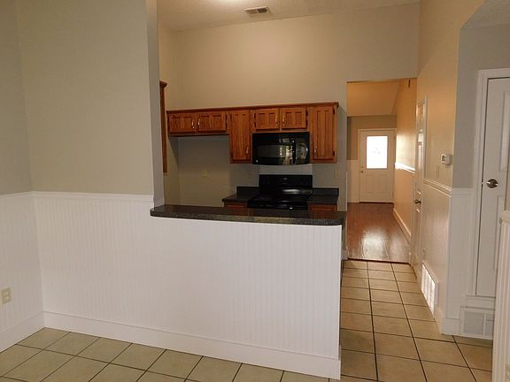 3rd image of 5539 Bradley Ln