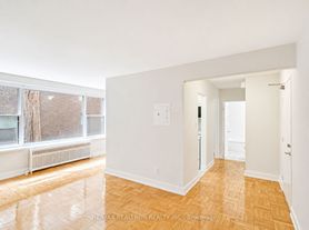 1545 Bathurst St
