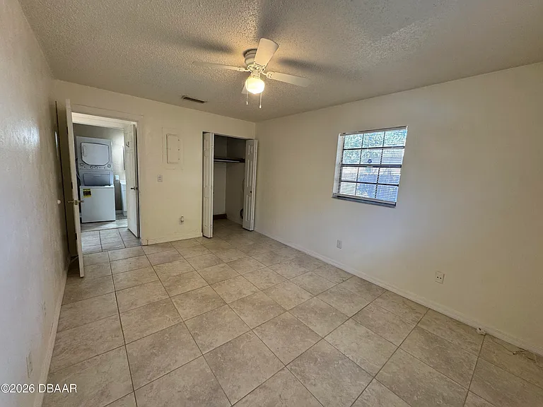319 Cavanah Dr #B — Photo 9