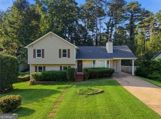 1380 Ashbrook Dr NW, Lawrenceville, GA 30043