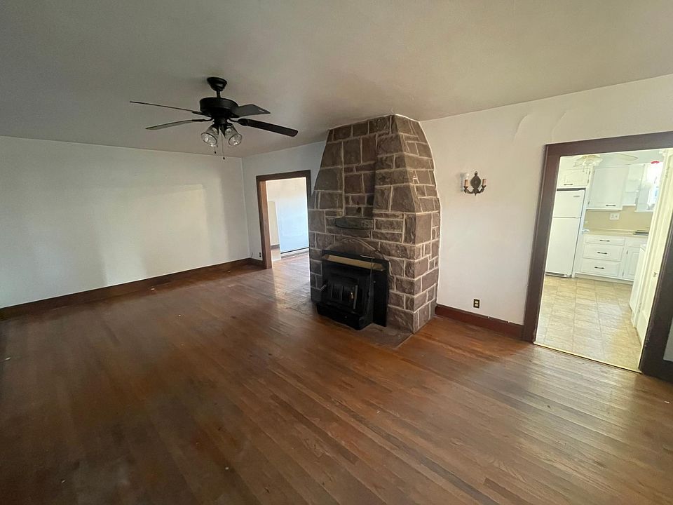 1269 Pocono Blvd, Mount Pocono, PA 18344 Zillow