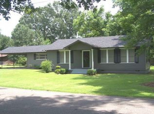 405 Dickey Ln, Columbia, MS 39429