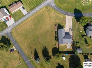 11451 Ridge Dr, Blair, NE 68008