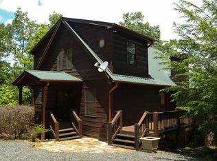 403 Sunrock Mountain Rd, Blue Ridge, GA 30513