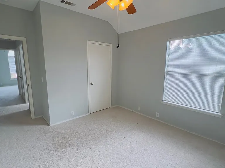 4712 Frost Hollow Dr — Photo 24