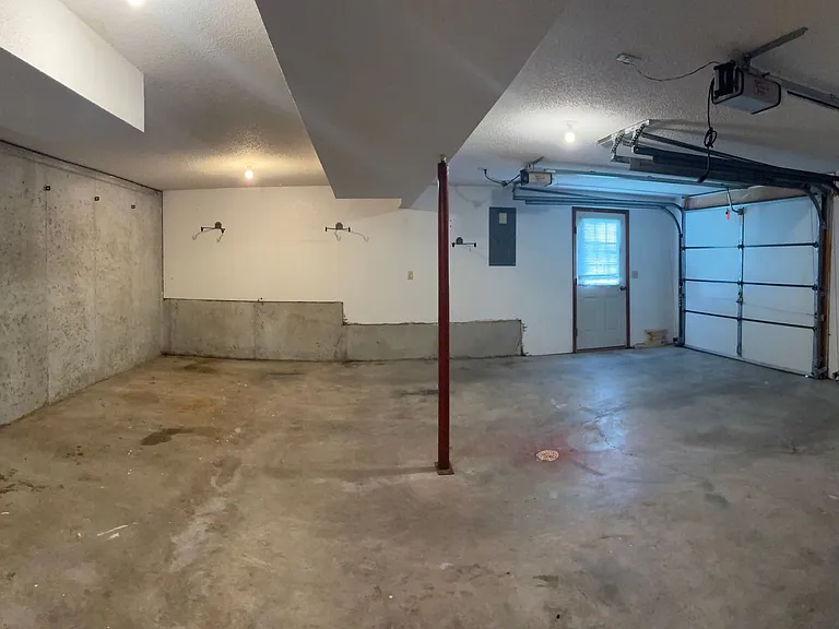 1823 Cedar Ridge Rd — Photo 19