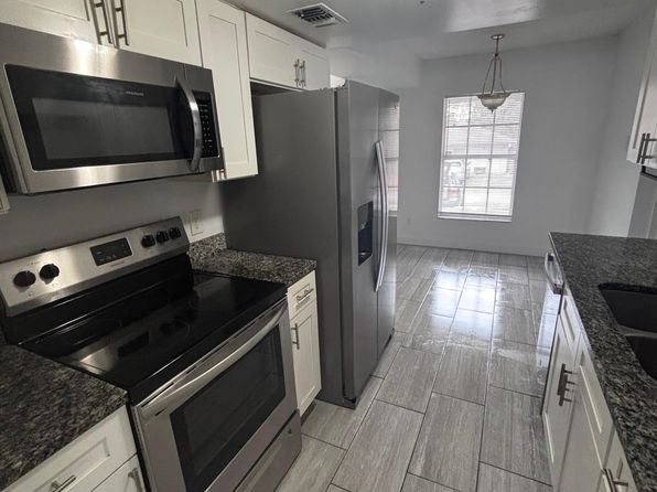 4825 Lighthouse Cir #4825