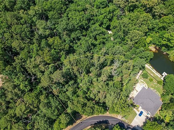 2nd image of 42 & 43 Lambeth Dr