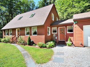15 Thicket Rd, Tolland, MA 01034