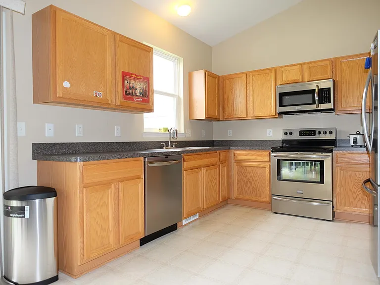 9653 Wexford Dr — Photo 12