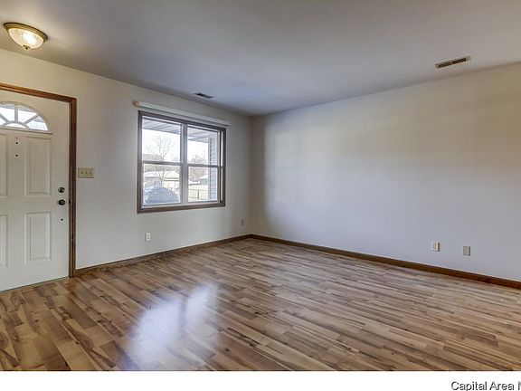 5th image of 413 E Madison St