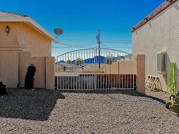 4th image of 3916 Calimesa Dr