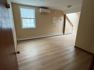 891 Mammoth Rd APT E, Manchester, NH 03104