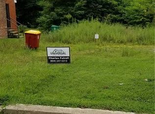 702 Mount Airy St, Petersburg, VA 23803