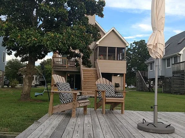 105 Lee Ct, Kill Devil Hills, NC 27948