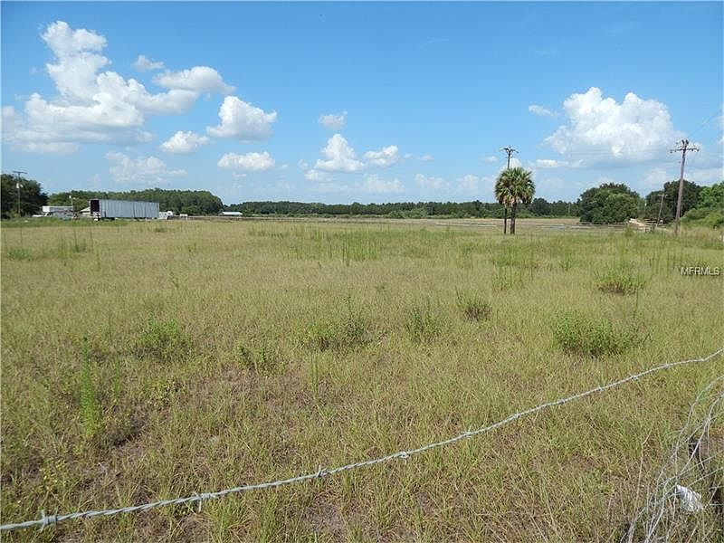 2nd image of 3927 Smith Rd