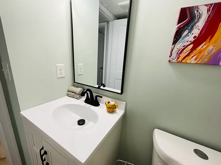 363 Elmwood Dr — Photo 12
