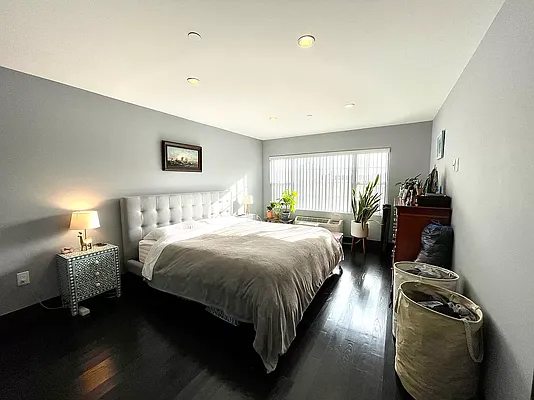 Rented by Keller Williams NYC | media 4