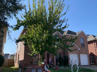 2731 Gillespie Ct, Grand Prairie, TX 75052