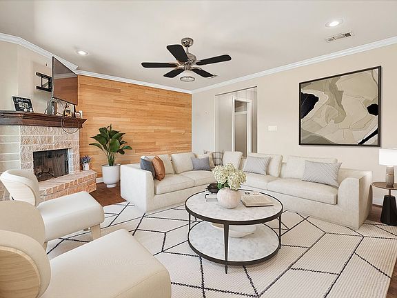 3rd image of 109 Springleaf Ln