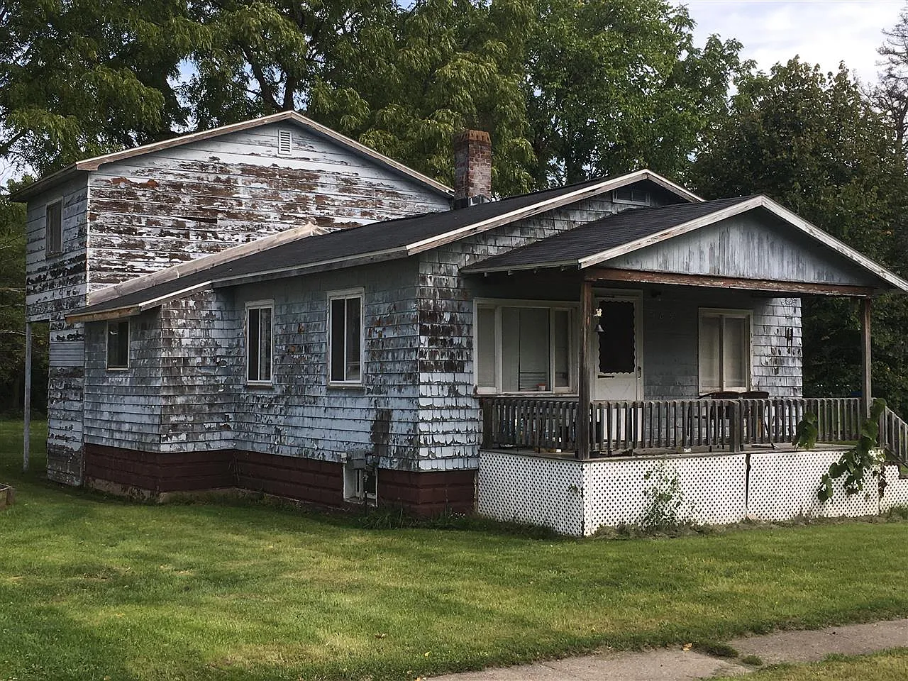 409 E Oliver St photo 1