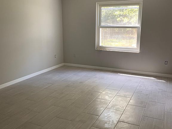 5th image of 4674 Chardonnay Dr